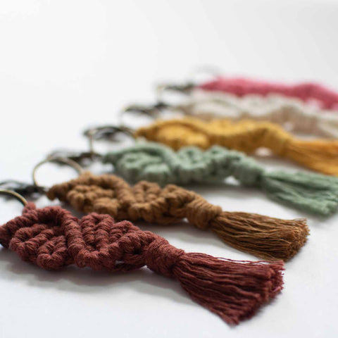 Closeup of vine design on macrame keychain.