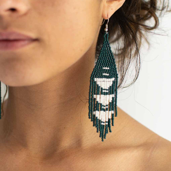 WHOLESALE Beaded fringe earrings in Jade