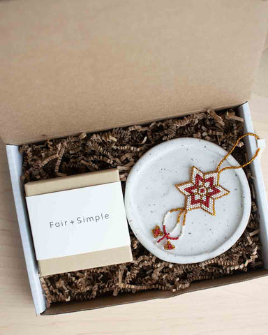 simple holiday gift box